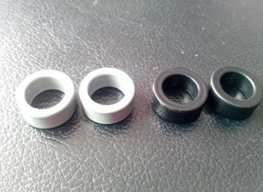 磁環(huán)電感磁芯應(yīng)該怎樣選擇？磁環(huán)顏色以及材質(zhì)之間有什么聯(lián)系？